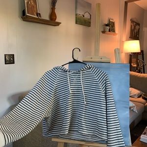 Striped cropped hoodie!
